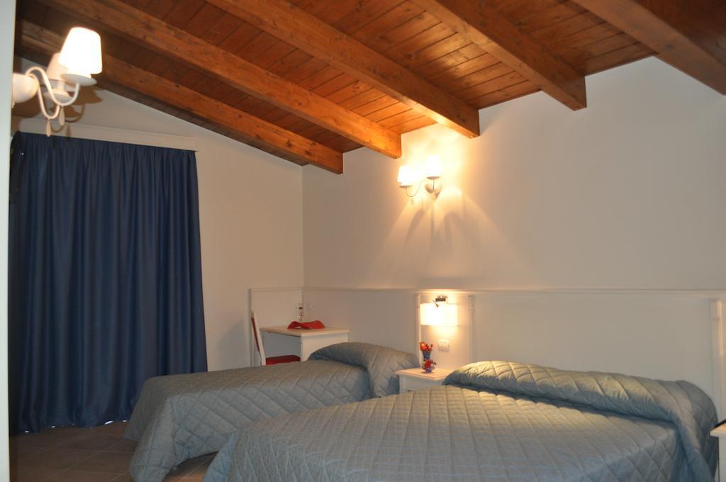 Hotel Centova Perugia Camera foto