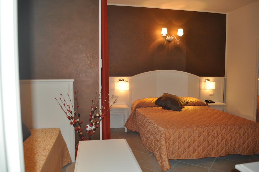 Hotel Centova Perugia Camera foto