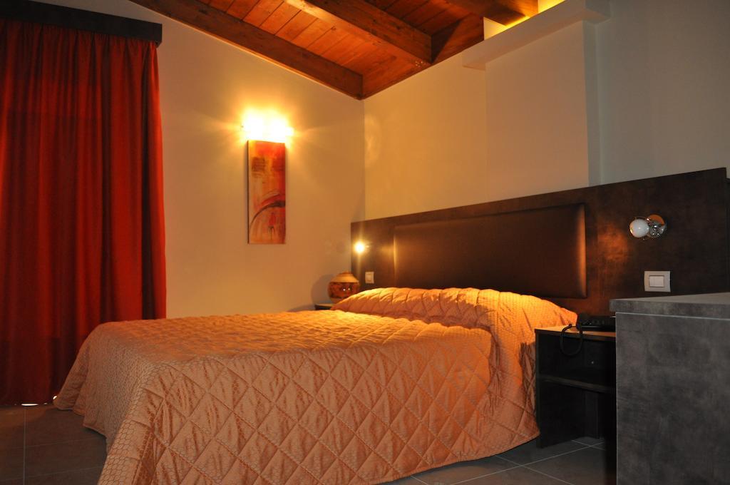 Hotel Centova Perugia Camera foto