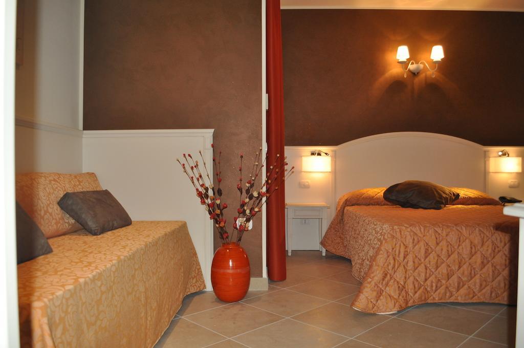 Hotel Centova Perugia Camera foto